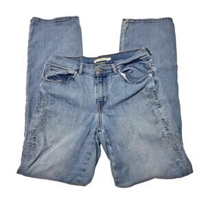 Levi’s Women’s Classic BootCut Size 6 Vintage Embroidered Jeans